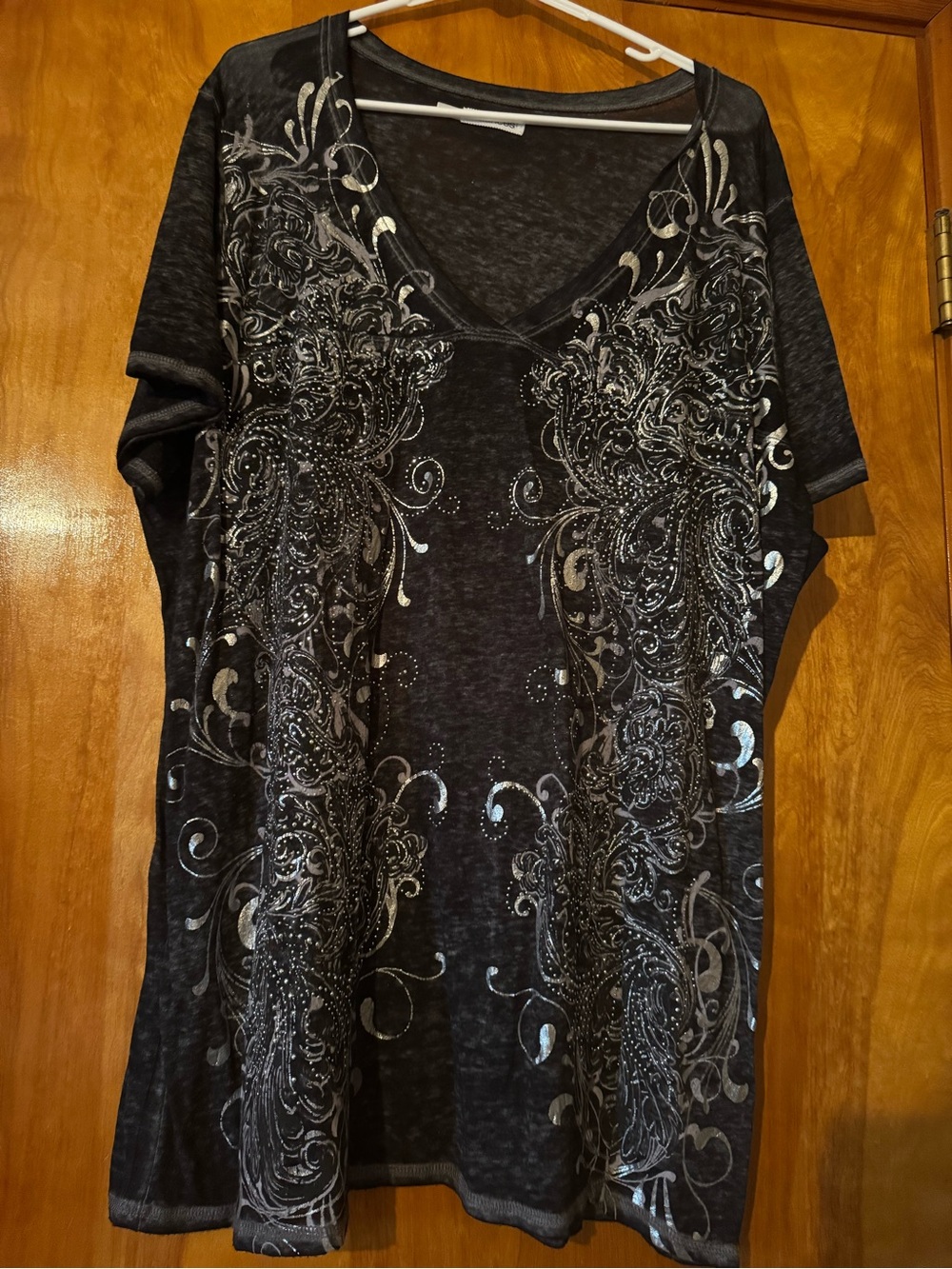 Maurices Black Short Sleeve V-Neck Tee with Silver Scroll Design